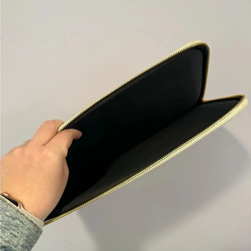Kate spade laptop case‎